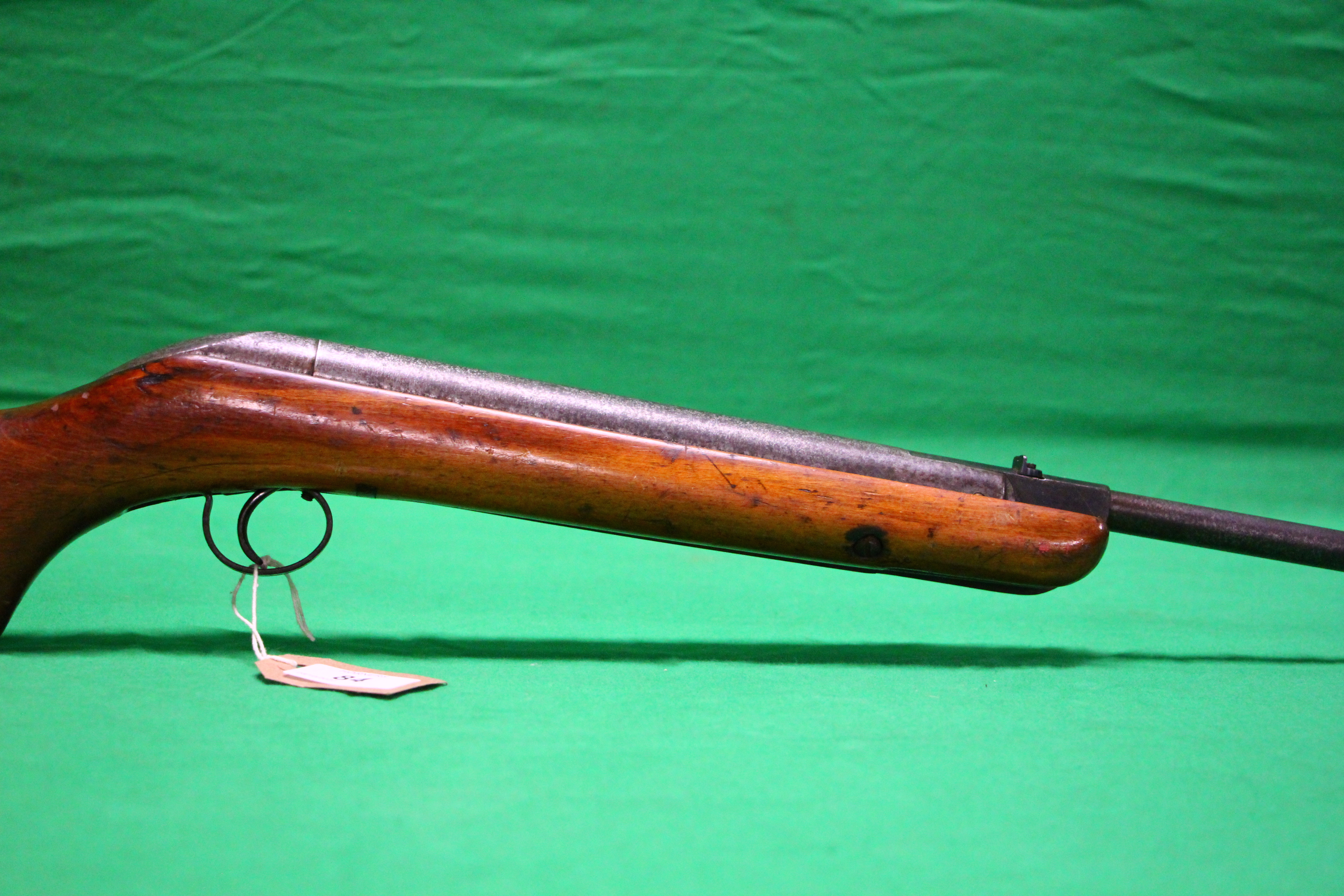 A VINTAGE .22 BREAK BARREL AIR RIFLE - Image 3 of 7