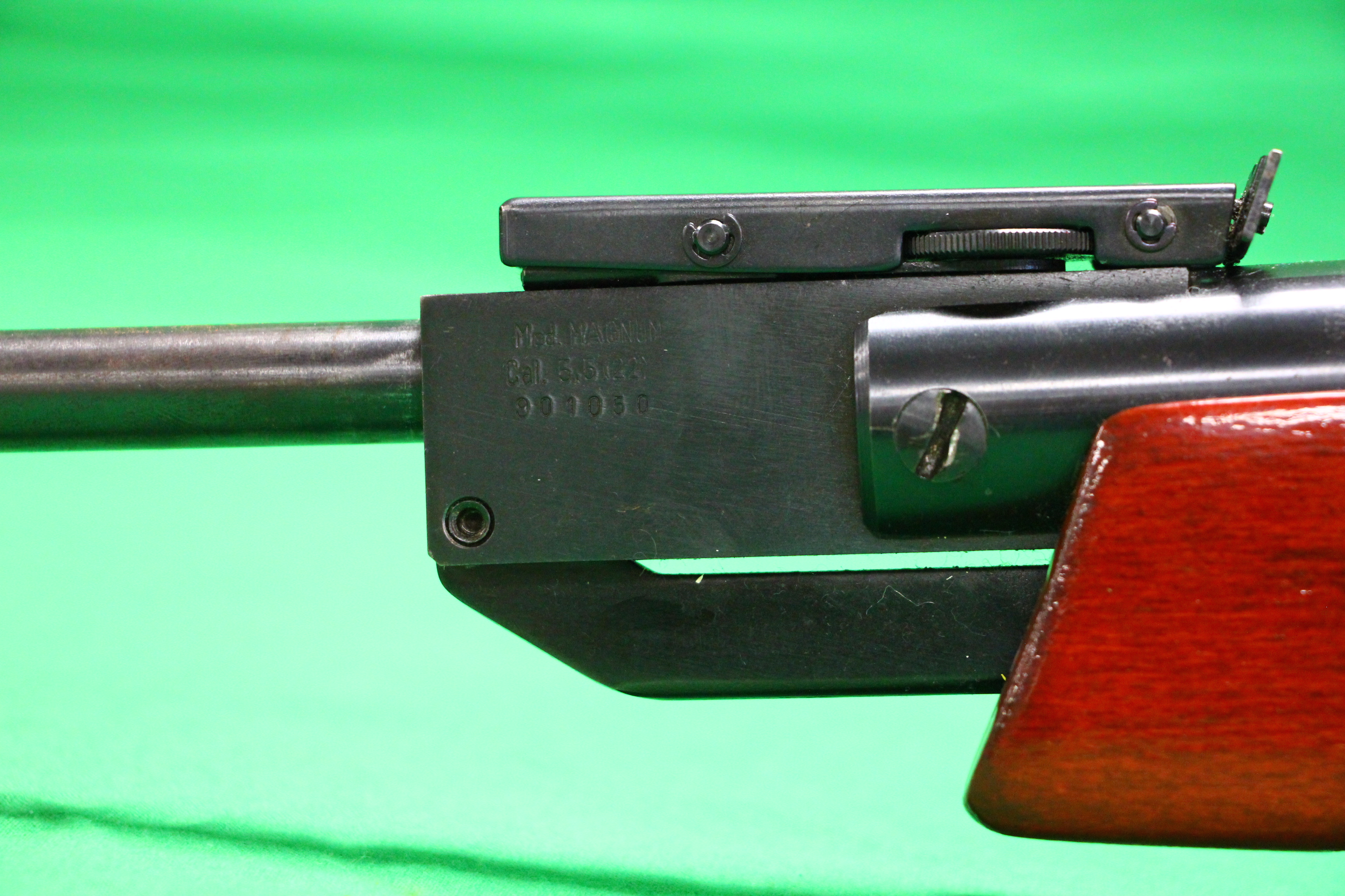 A GAMO MAGNUM .22 BREAK BARREL AIR RIFLE - Image 5 of 8