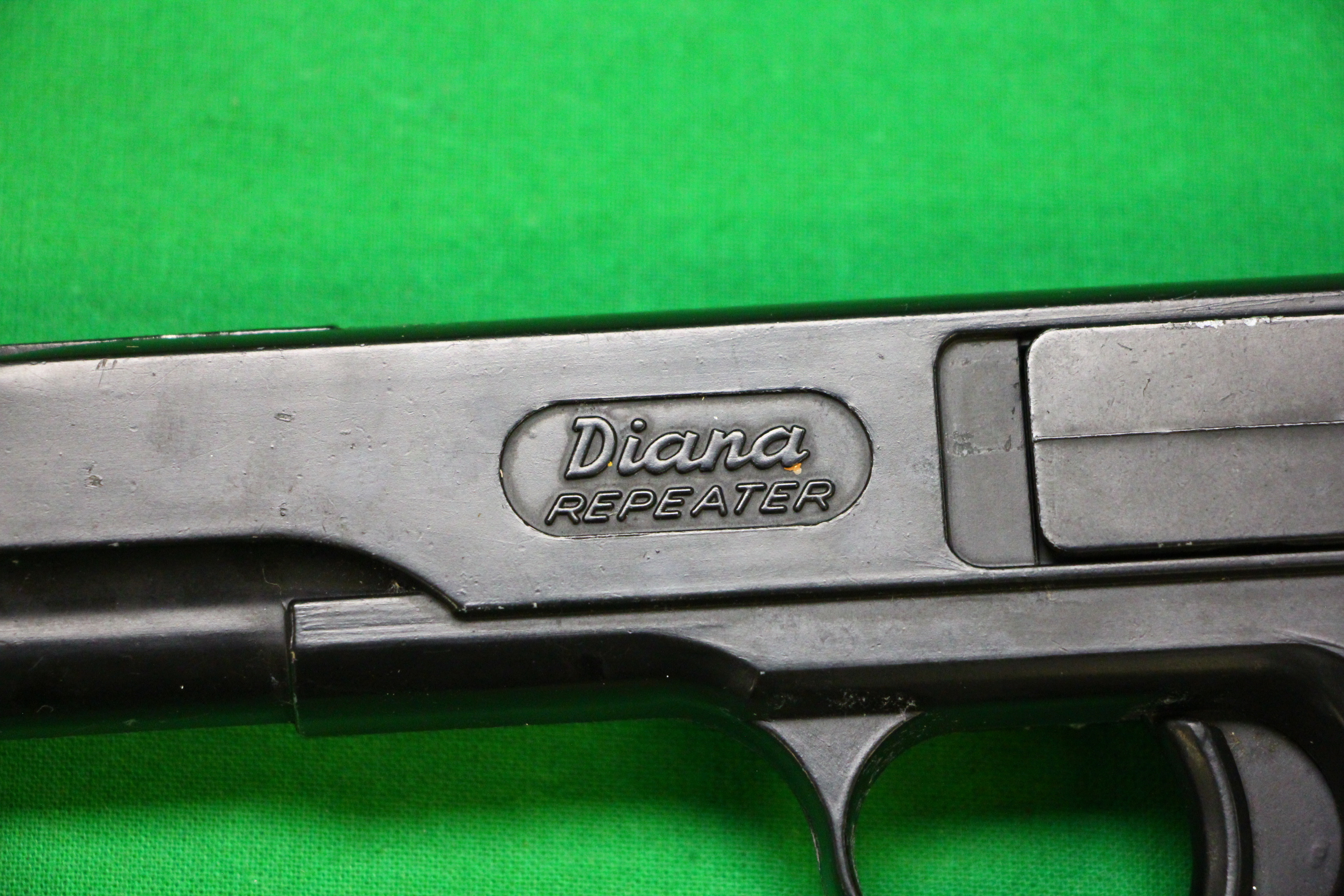 A DIANA 20 SHOT BB REPEATER . - Image 3 of 6