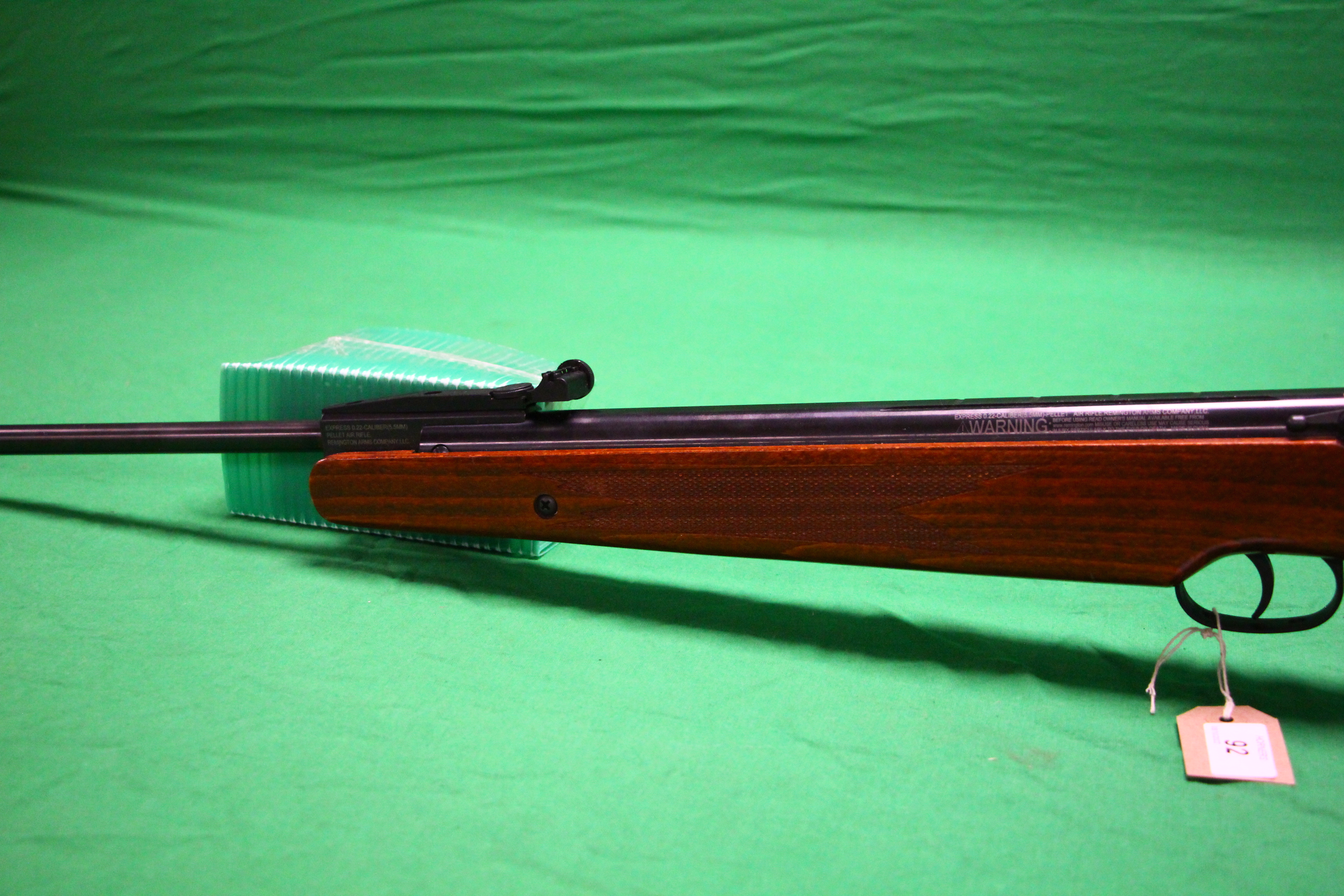 A REMINGTON EXPRESS .22 BREAK BARREL AIR RIFLE - Image 7 of 9