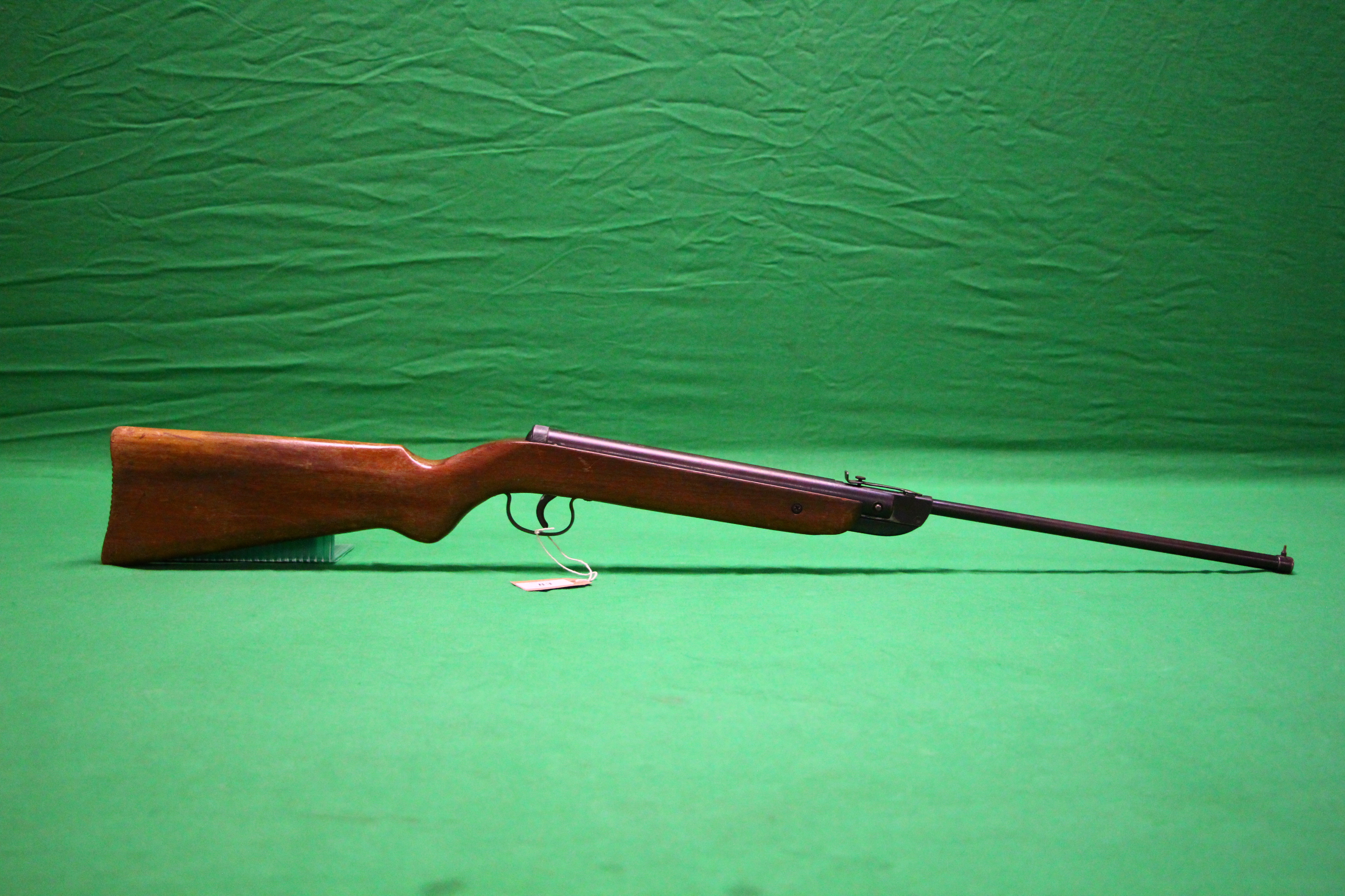 AN ORIGINAL MODEL 22 .22 BREAK BARREL AIR RIFLE