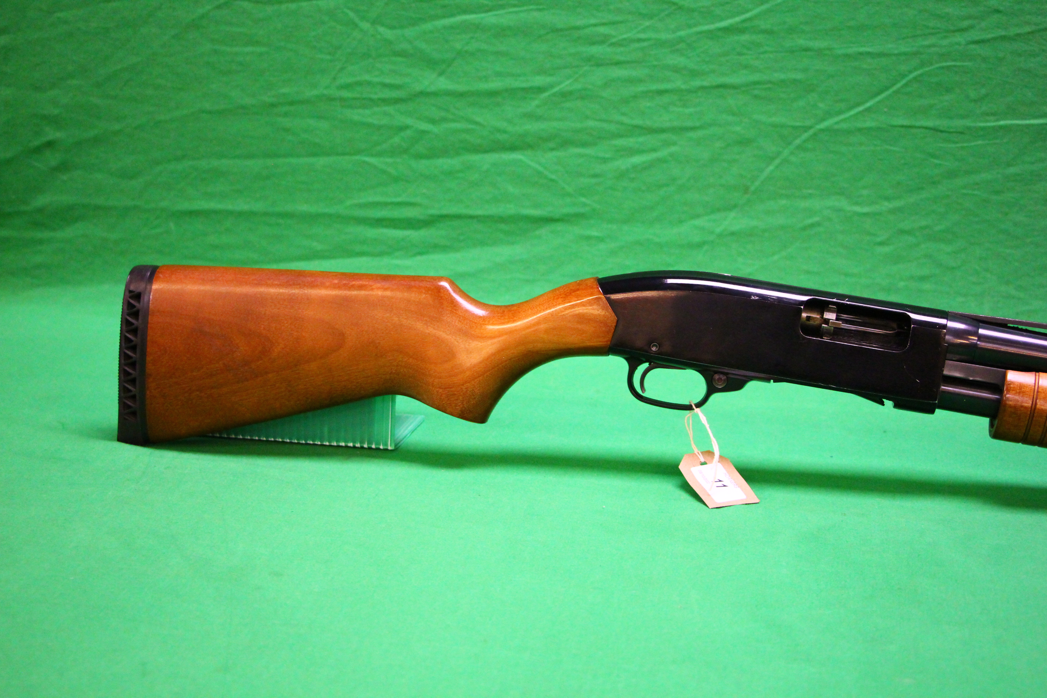 WINCHESTER 12 GAUGE PUMP ACTION THREE SHOT SHOTGUN MODEL 120 RANGER, - Image 2 of 11