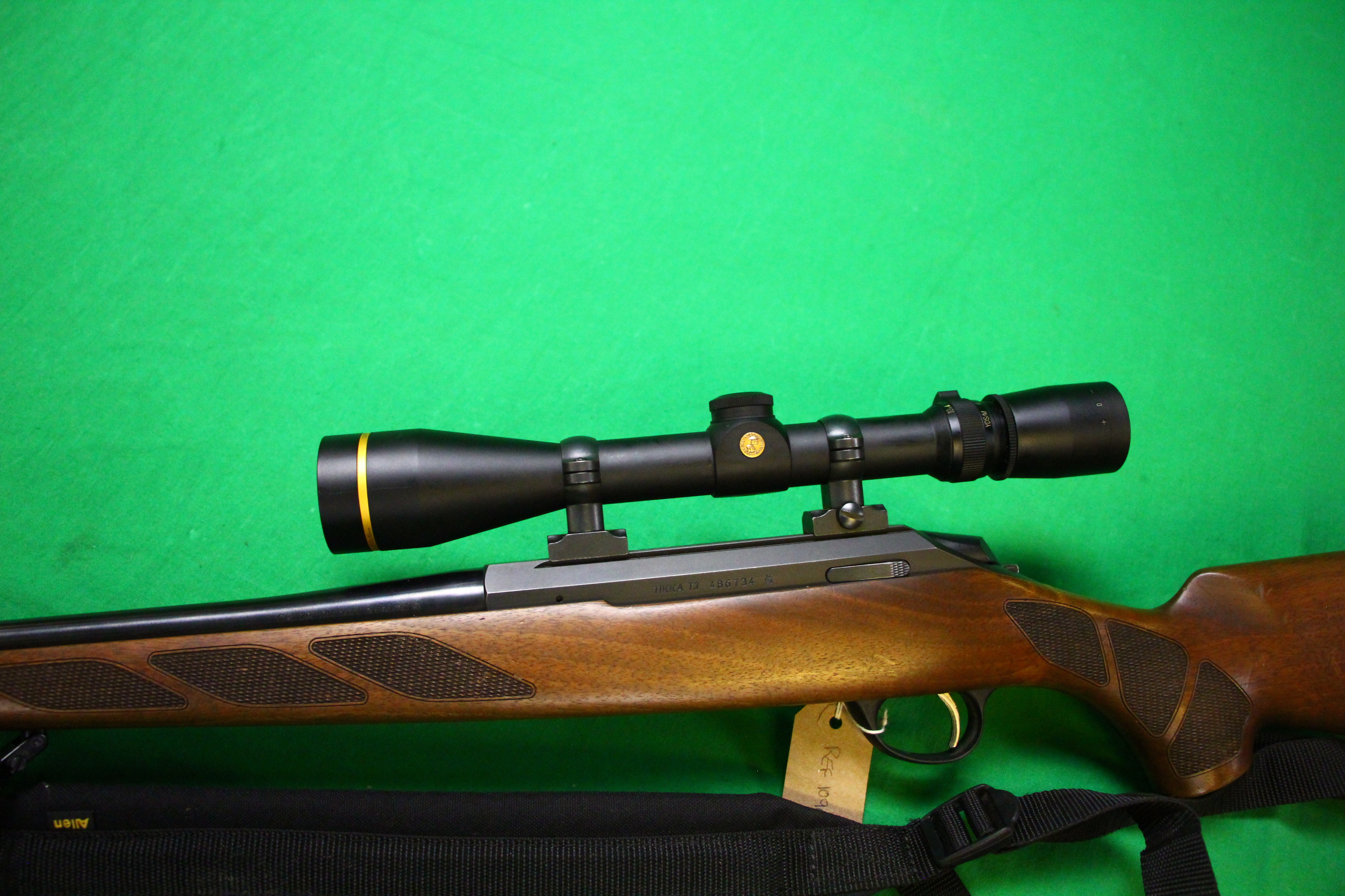 TIKKA .243 BOLT ACTION RIFLE #486734 FITTED WITH . - Image 8 of 13