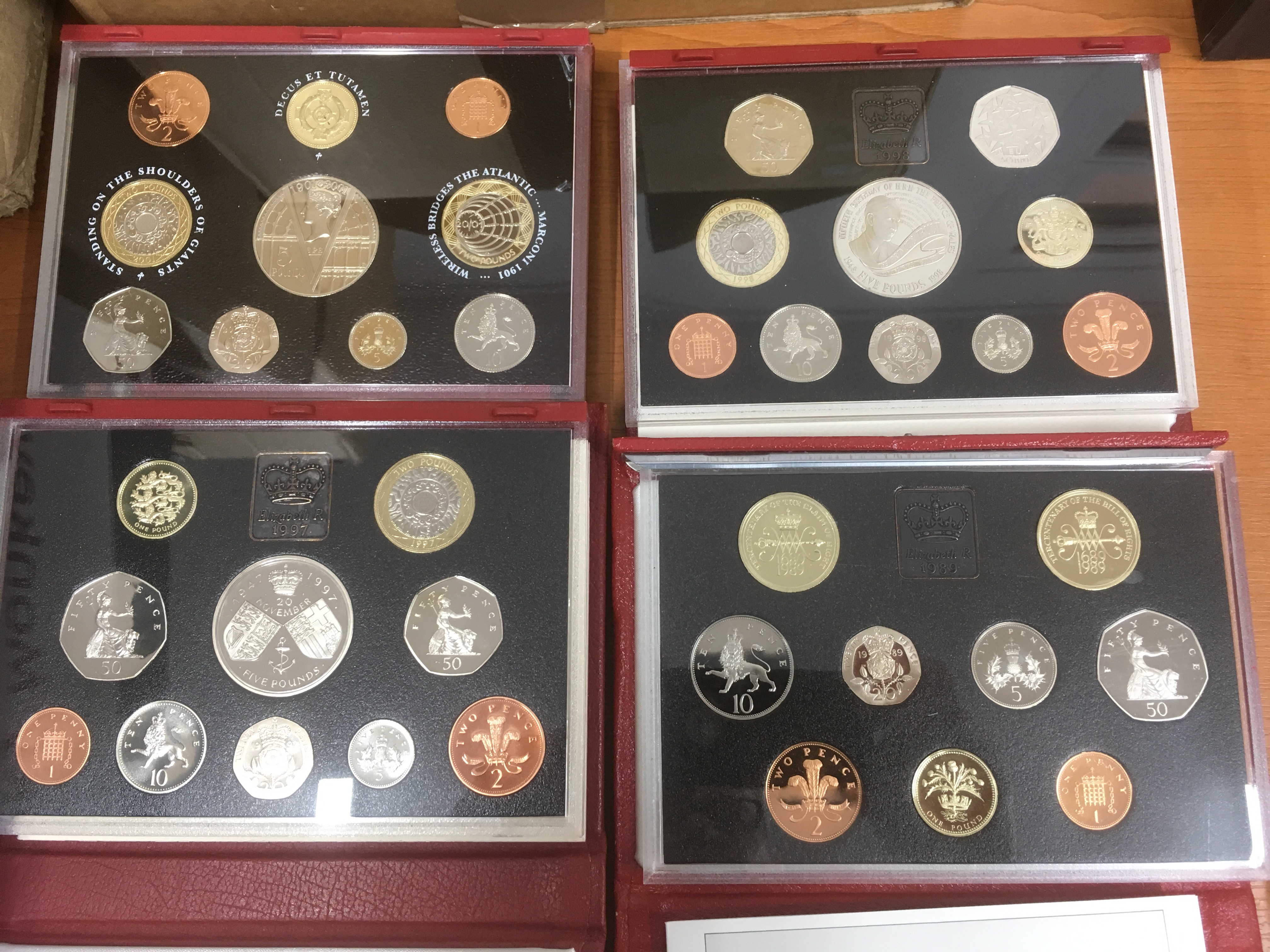 GB COINS: SMALL BOX PROOF SETS WITH 1970 (2), 1971 (3), 1981, 1989 DX, 1997 DX,