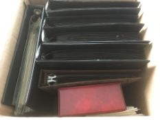 GB: BOX WITH A COLLECTION OF RAILWAY COVERS IN SEVEN ALBUMS AND LOOSE,