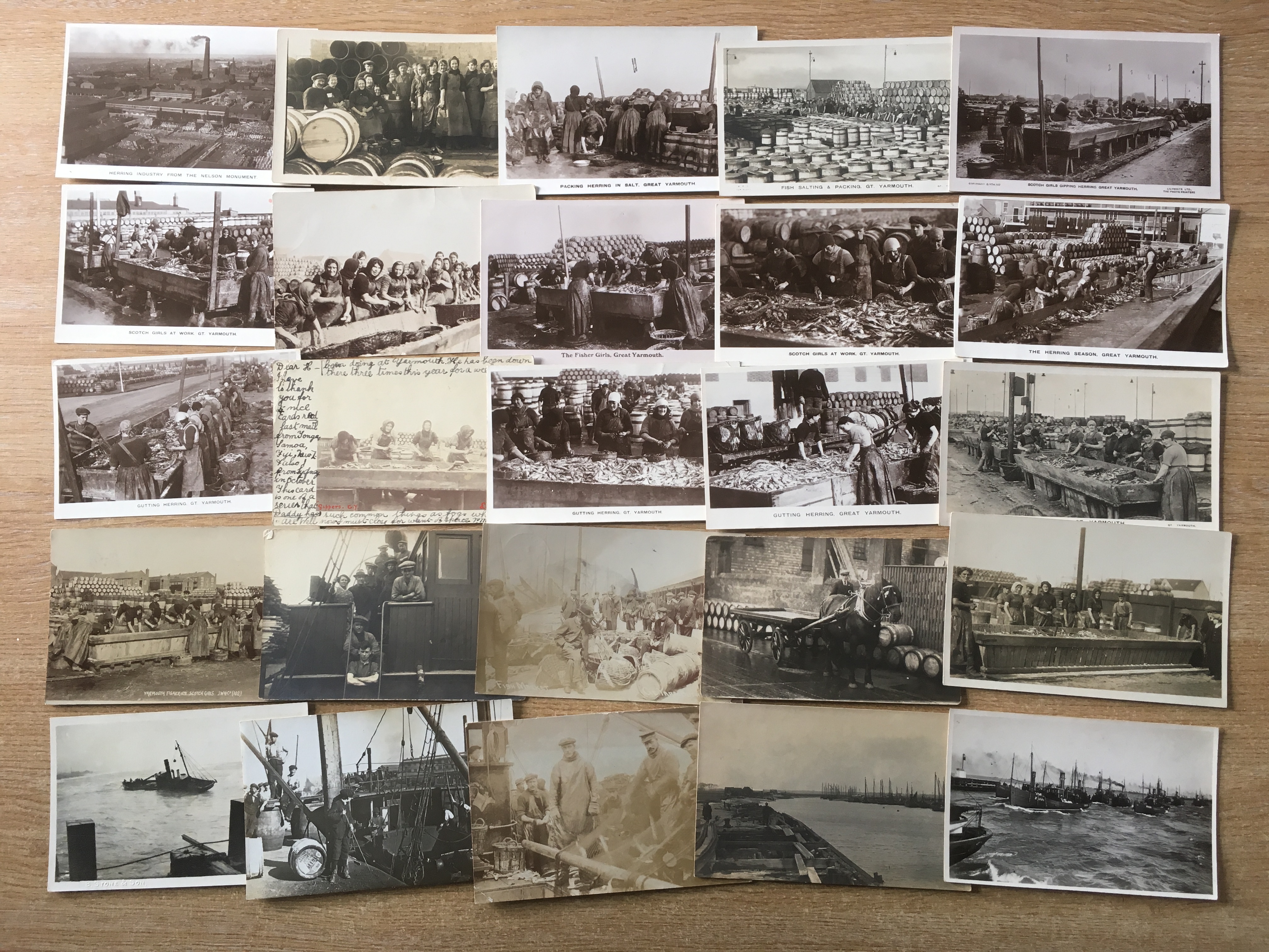 NORFOLK: GREAT YARMOUTH AND GORLESTON FISHING INDUSTRY POSTCARDS, ALL RP WITH FISHER GIRLS, - Image 2 of 2
