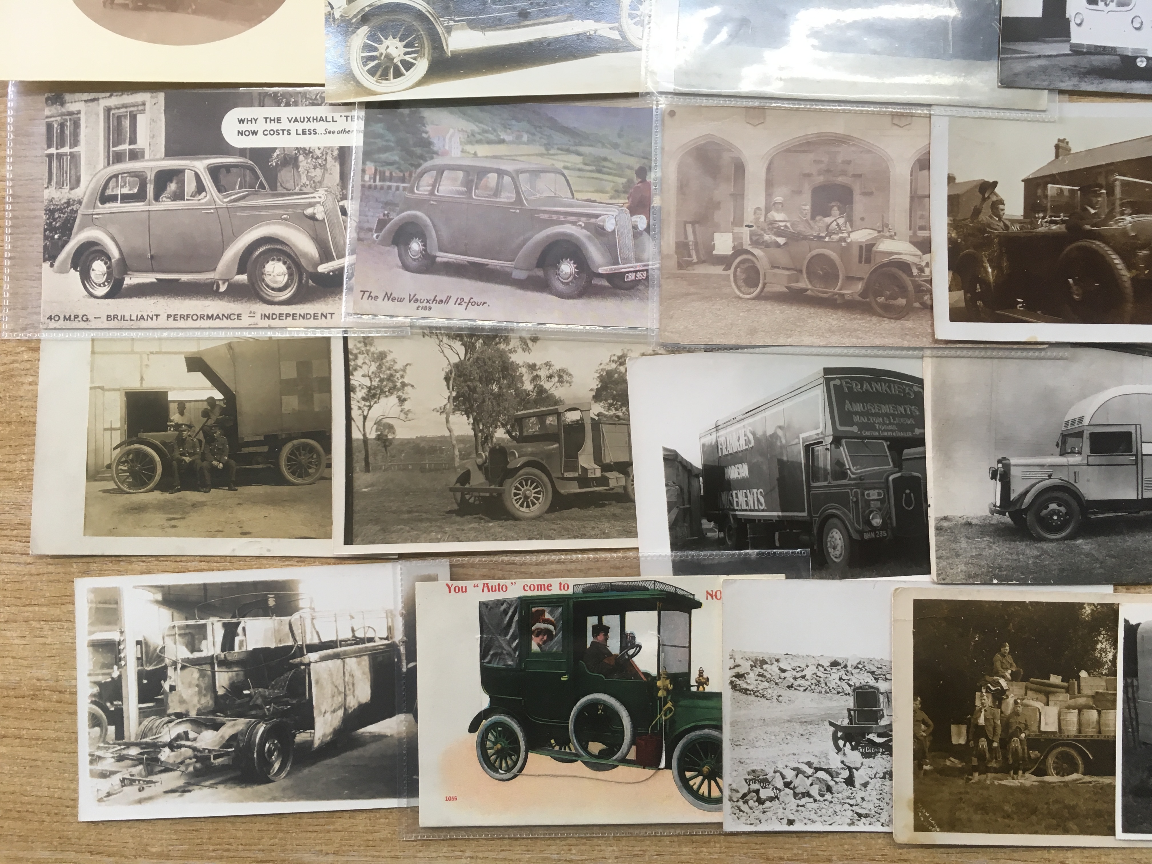 MIXED MOTOR TRANSPORT POSTCARDS, CARS, LORRIES, DELIVERY VEHICLES, A FEW MILITARY, COACHES, - Image 4 of 5