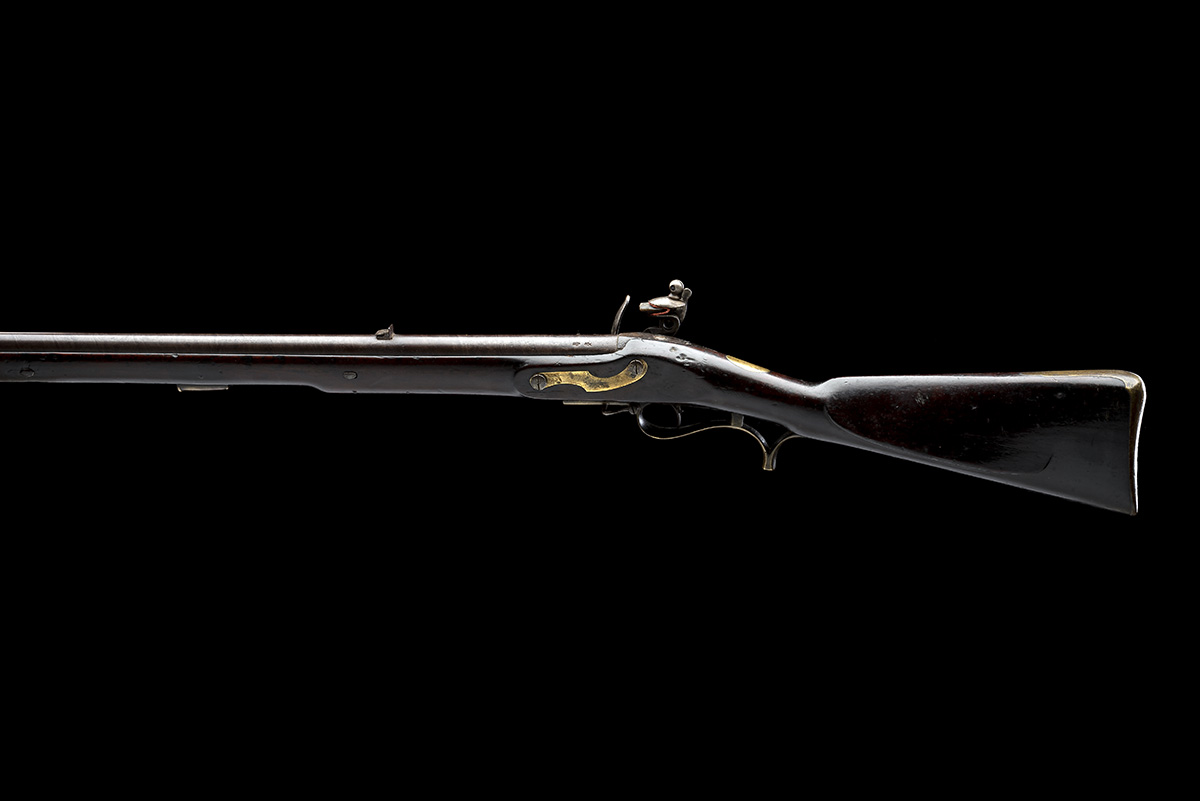 A GOOD .625 BAKER PATTERN 1805 FLINTLOCK SERVICE RIFLE MARKED TO THE 1ST BATTALION 95TH (RIFLE ) - Image 2 of 9