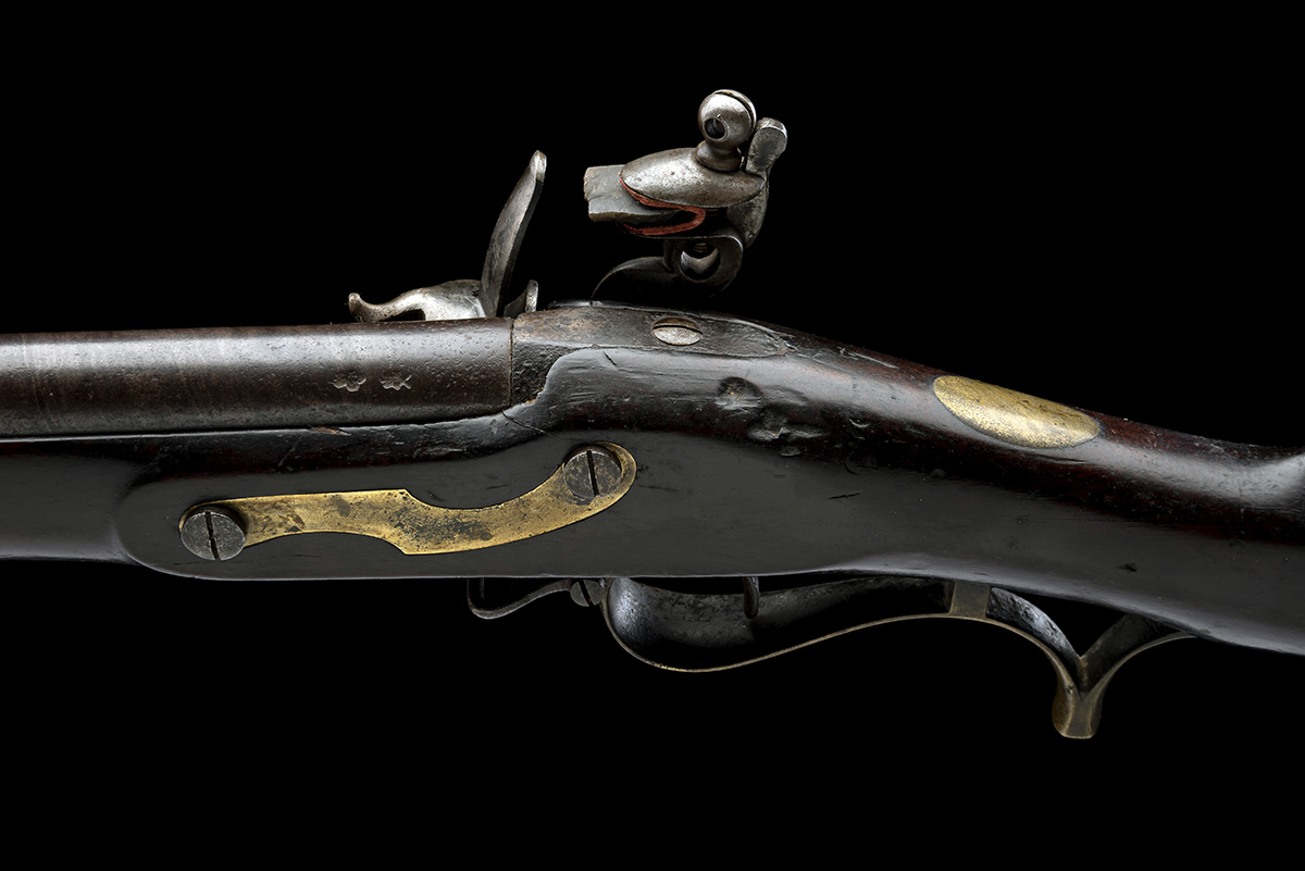 A GOOD .625 BAKER PATTERN 1805 FLINTLOCK SERVICE RIFLE MARKED TO THE 1ST BATTALION 95TH (RIFLE ) - Image 4 of 9