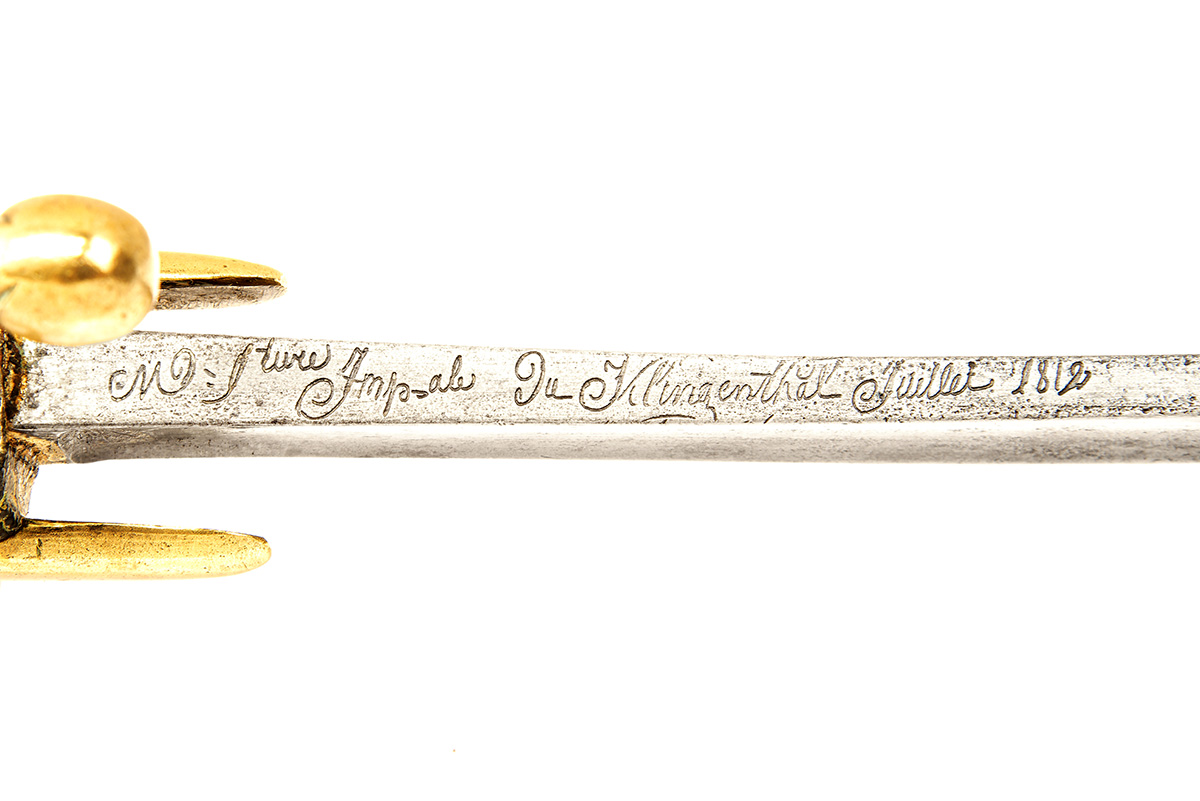 A NAPOLEONIC-ERA FRENCH HUSSAR TROOPER'S SWORD SIGNED KLINGENTHAL, no visible serial number, dated - Image 4 of 4