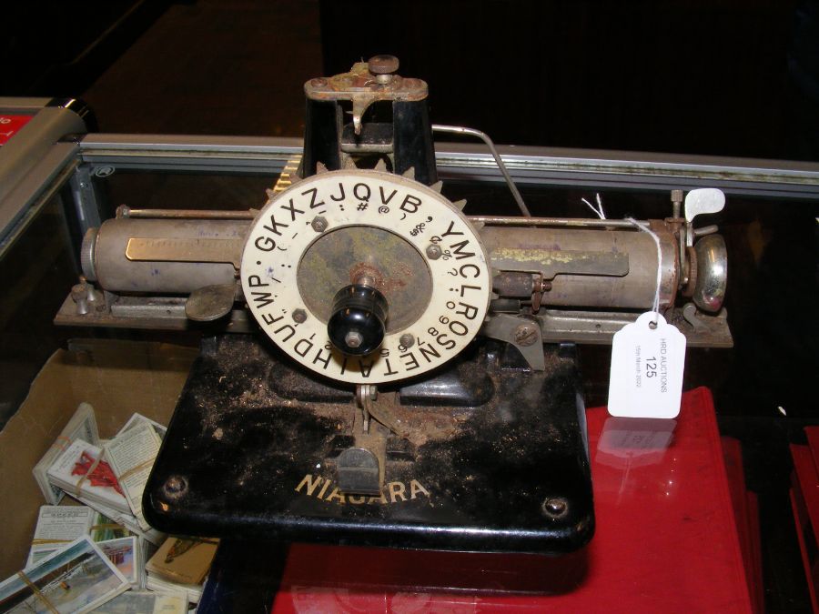 An early Niagara typewriter circa 1902 - Image 2 of 10