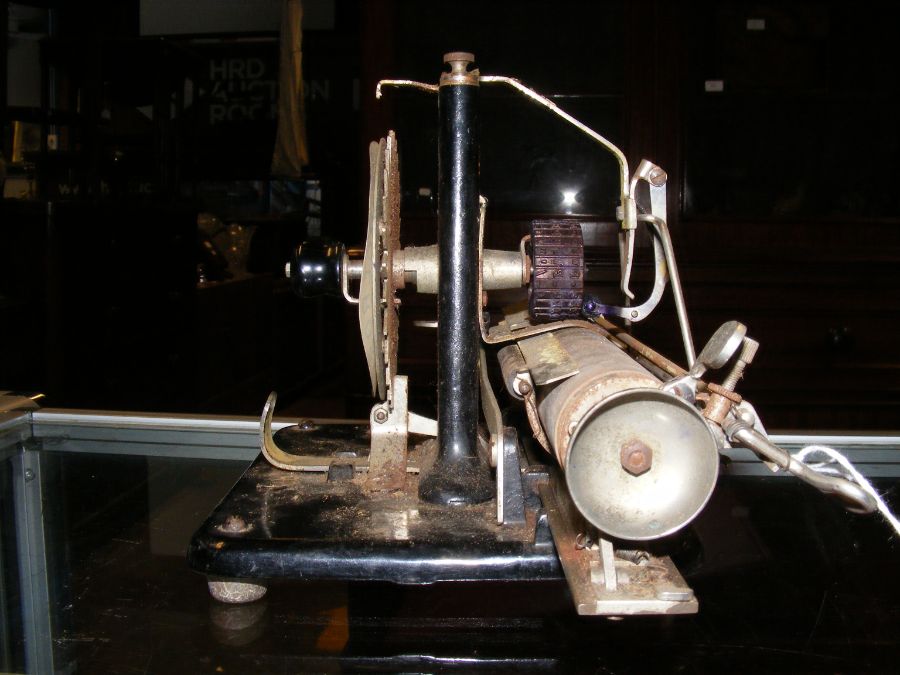 An early Niagara typewriter circa 1902 - Image 3 of 10