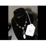 An attractive Edwardian moonstone necklace