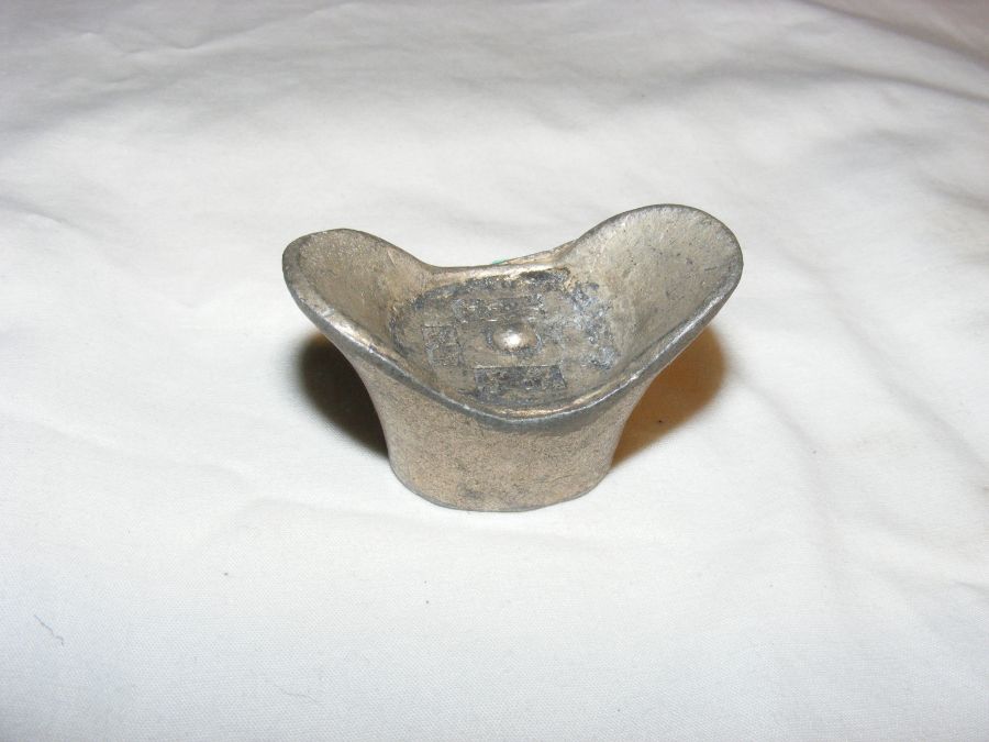 An antique Celadon miniature oriental vase, an opi - Image 22 of 24