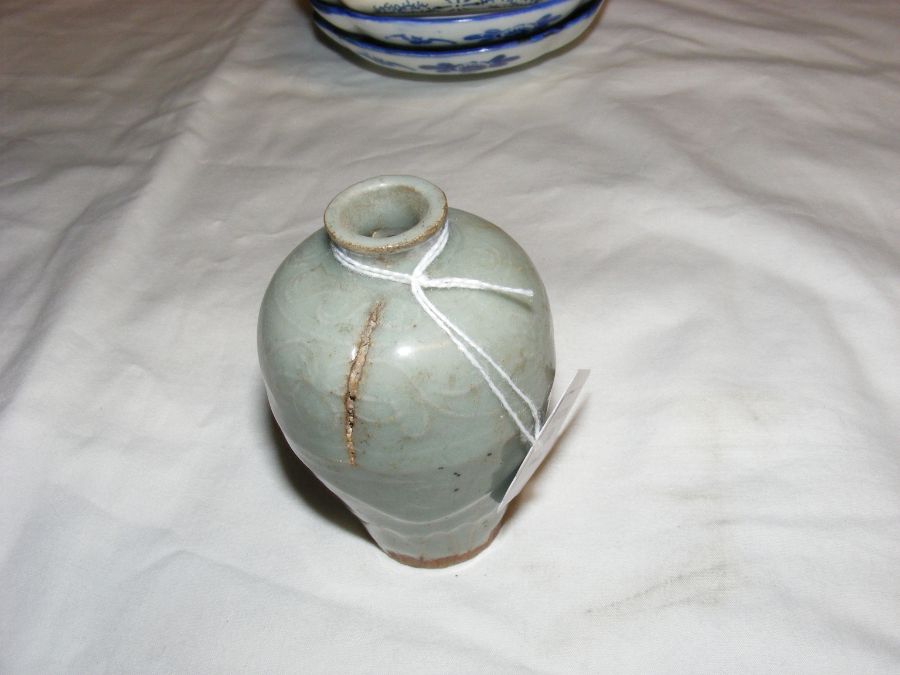 An antique Celadon miniature oriental vase, an opi - Image 3 of 24