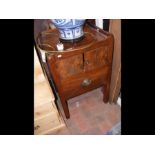 A Georgian mahogany commode