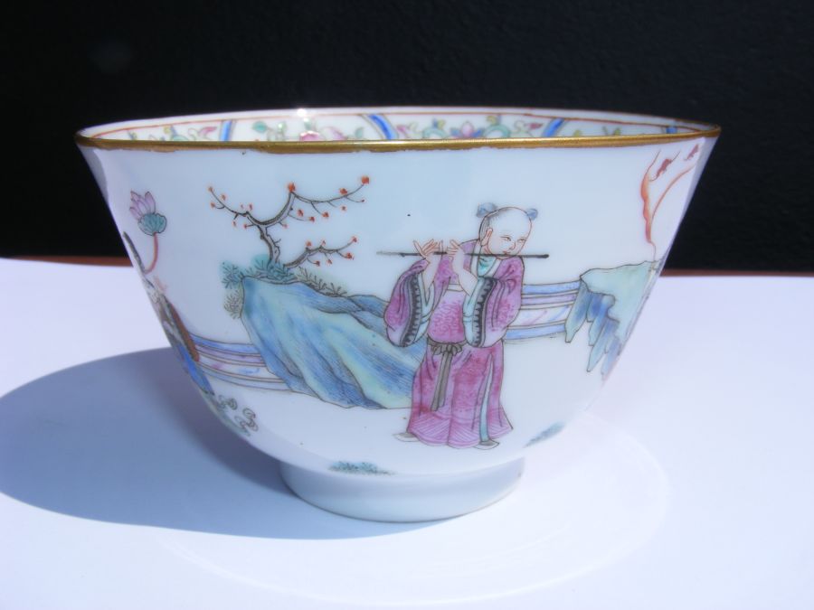 A Chinese Tongzhi Period lady's bowl with hand pai - Image 11 of 20
