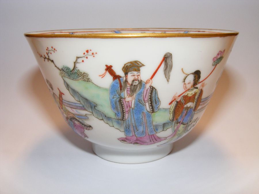 A Chinese Tongzhi Period lady's bowl with hand pai - Image 13 of 20