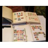 A selection of collectable stamp albums - GB and o