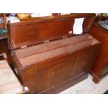 A Victorian mahogany picture storage box with hinged lid