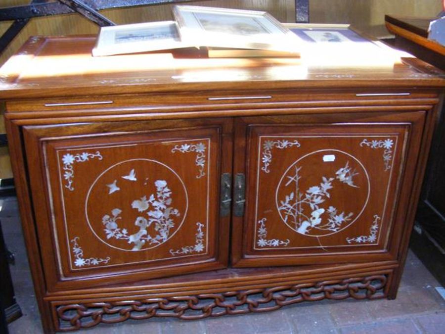 A 93cm wide Oriental blanket chest with mother of