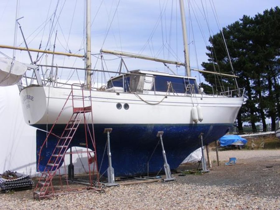 A Moody Carbineer 44 - eight berth sailing yacht