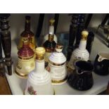 Assorted Wade pub memorabilia, including whisky be