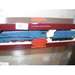 A boxed Hornby Top Link loco and tender - R304 'Ma