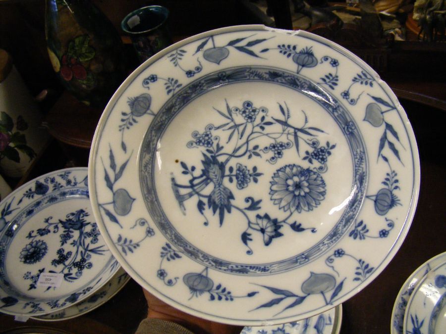 Assorted Meissen blue and white floral pattern cer - Bild 28 aus 39