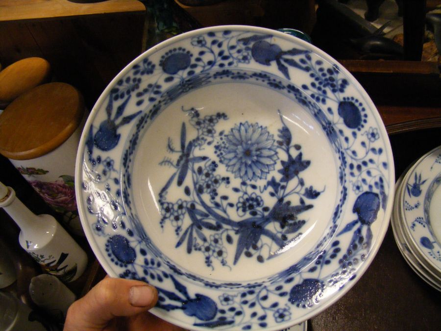 Assorted Meissen blue and white floral pattern cer - Bild 6 aus 39