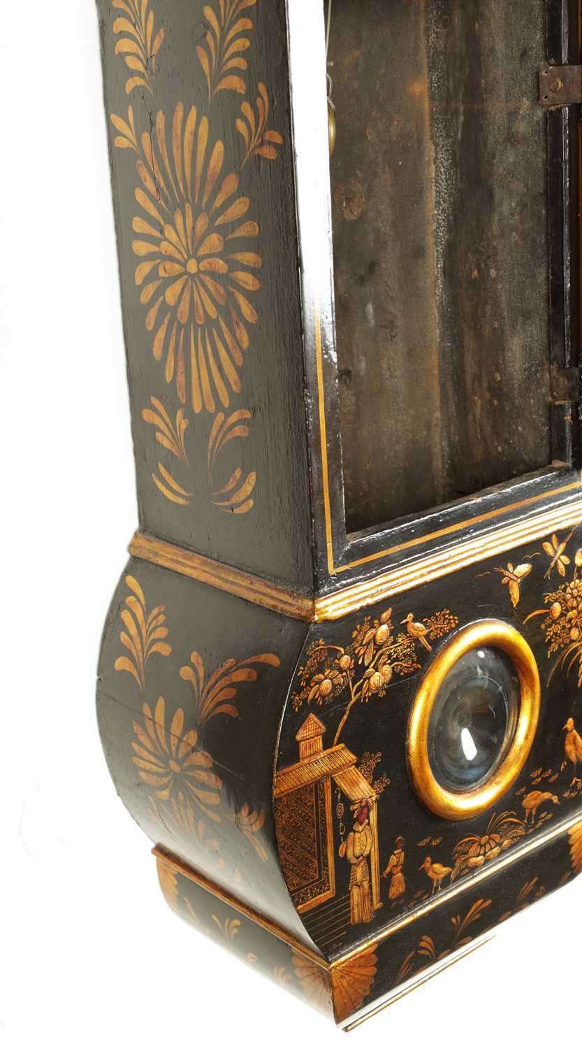 JOHN TICKELL, CREDITON. A RARE EARLY 18TH CENTURY LACQUERED CHINOISERIE TAVERN CLOCK OF LARGE SIZE - Image 7 of 21