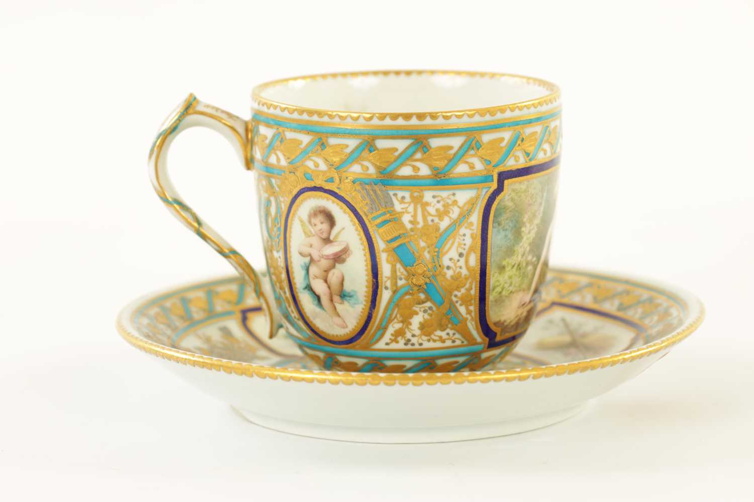 A FINE 19TH CENTURY SEVRES CABINET CUP AND SAUCER - Image 2 of 5