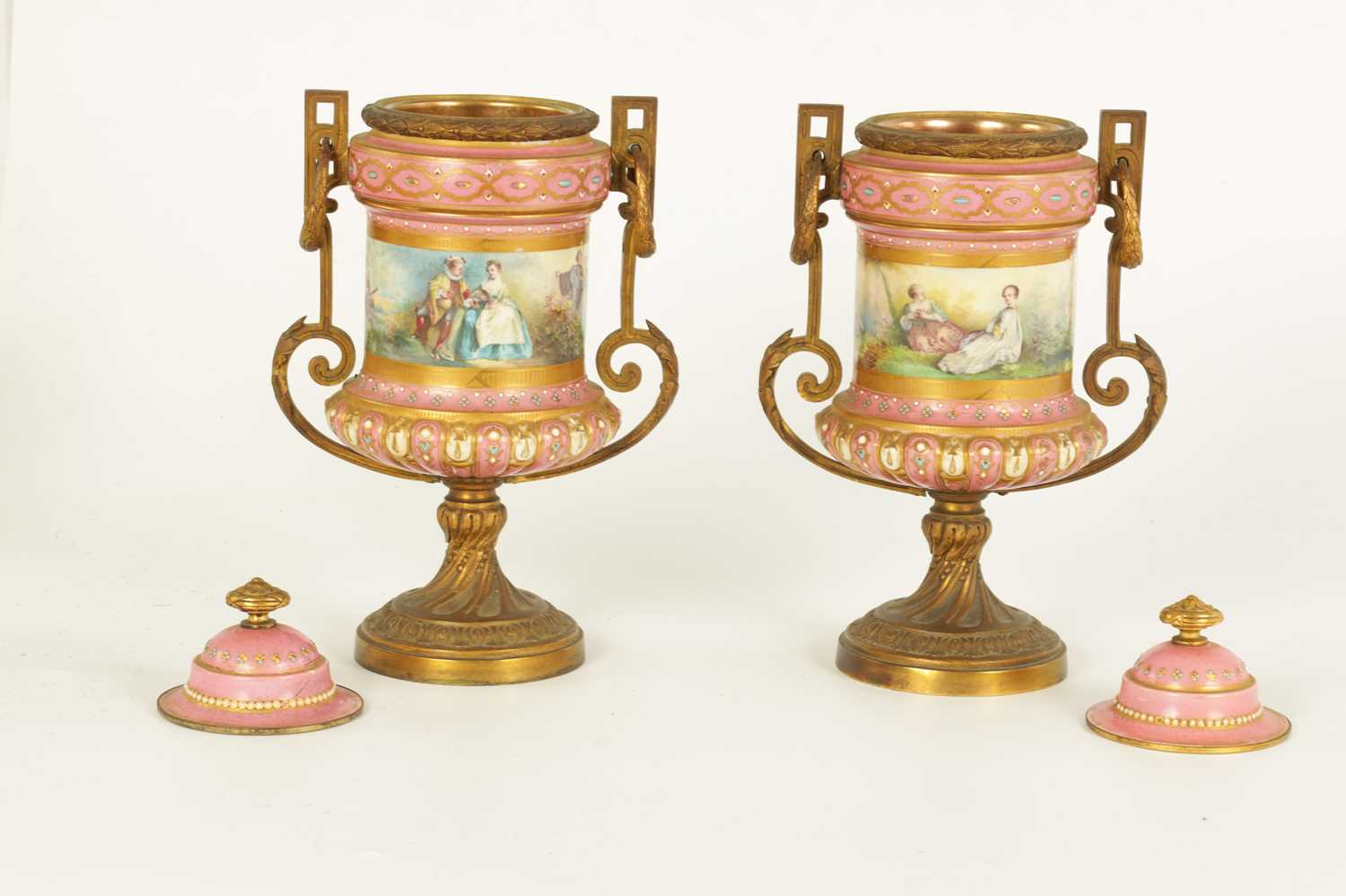 A PAIR OF 19TH CENTURY SEVRES PORCELAIN AND ORMOLU MOUNTED LIDED VASES - Image 4 of 9