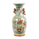 AN EARLY 19TH CENTURY CHINESE CANTON HALL VASE OF LARGE SIZE