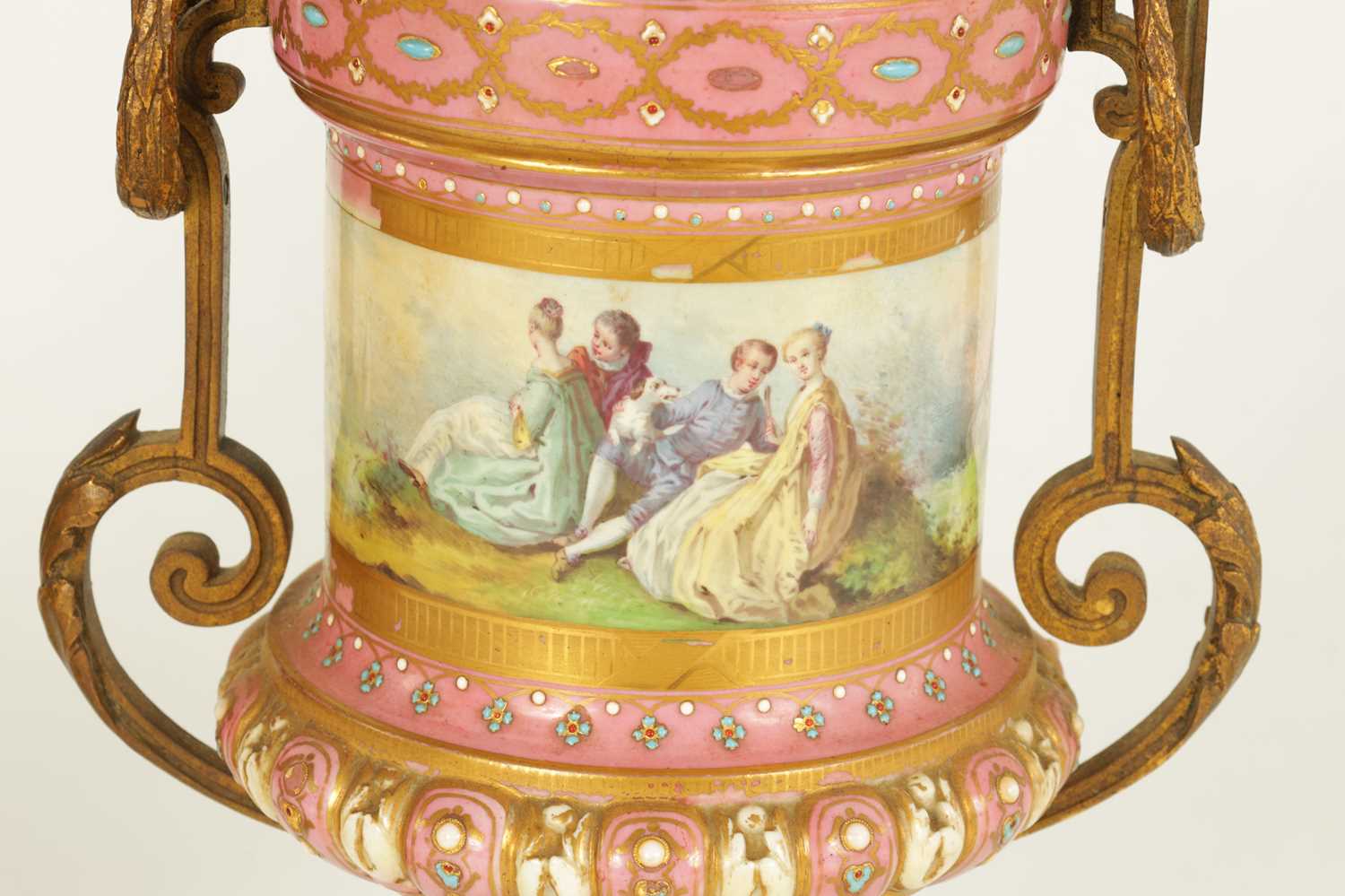 A PAIR OF 19TH CENTURY SEVRES PORCELAIN AND ORMOLU MOUNTED LIDED VASES - Image 7 of 9