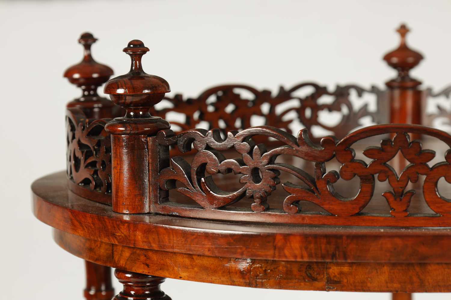 A VICTORIAN BURR WALNUT CANTERBURY/WHATNOT - Image 3 of 5
