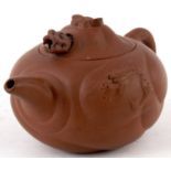 A 19TH CENTURY CHINESE TERRACOTTA TEAPOT