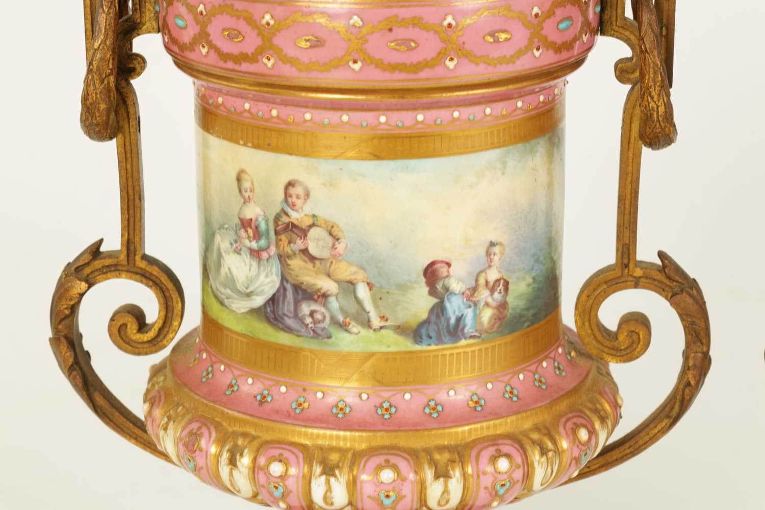 A PAIR OF 19TH CENTURY SEVRES PORCELAIN AND ORMOLU MOUNTED LIDED VASES - Image 8 of 9