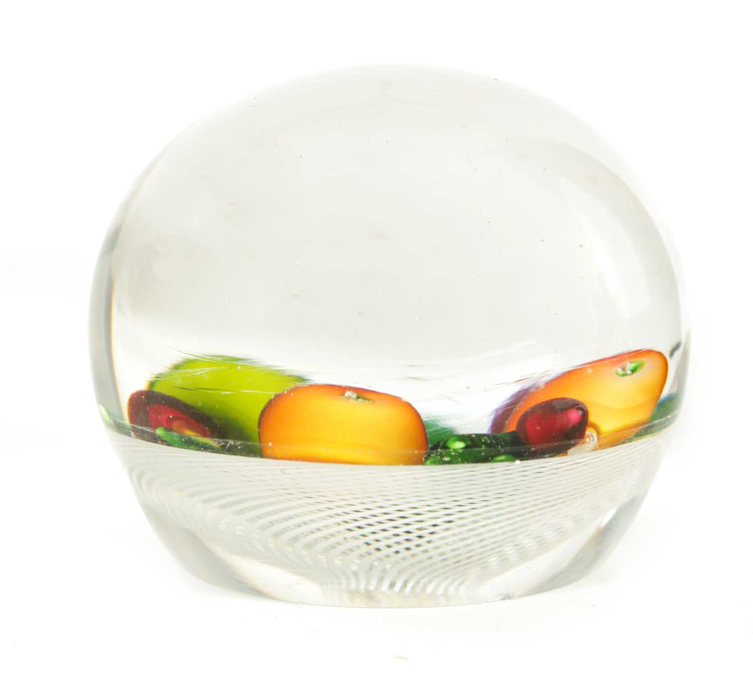 A 20TH CENTURY SAINT LOUIS GLASS FRUIT BOUQUET PAPERWEIGHT - Image 2 of 5