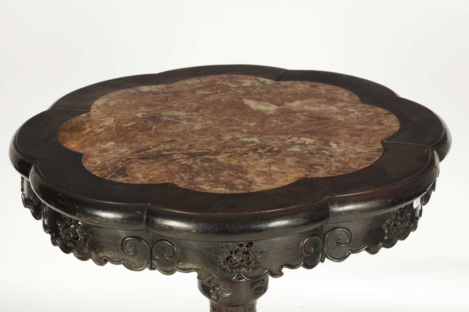 A 19TH CENTURY CHINESE HARDWOOD CENTRE TABLE - Image 6 of 6