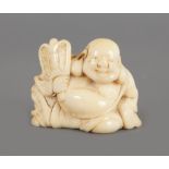 AN EDU PERIOD JAPANESE IVORY NETSUKE