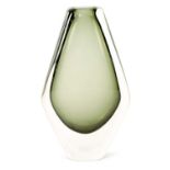 A MID 20TH CENTURY NILS LANDBERG ORREFORS GREY SOMMOSSO GLASS VASE