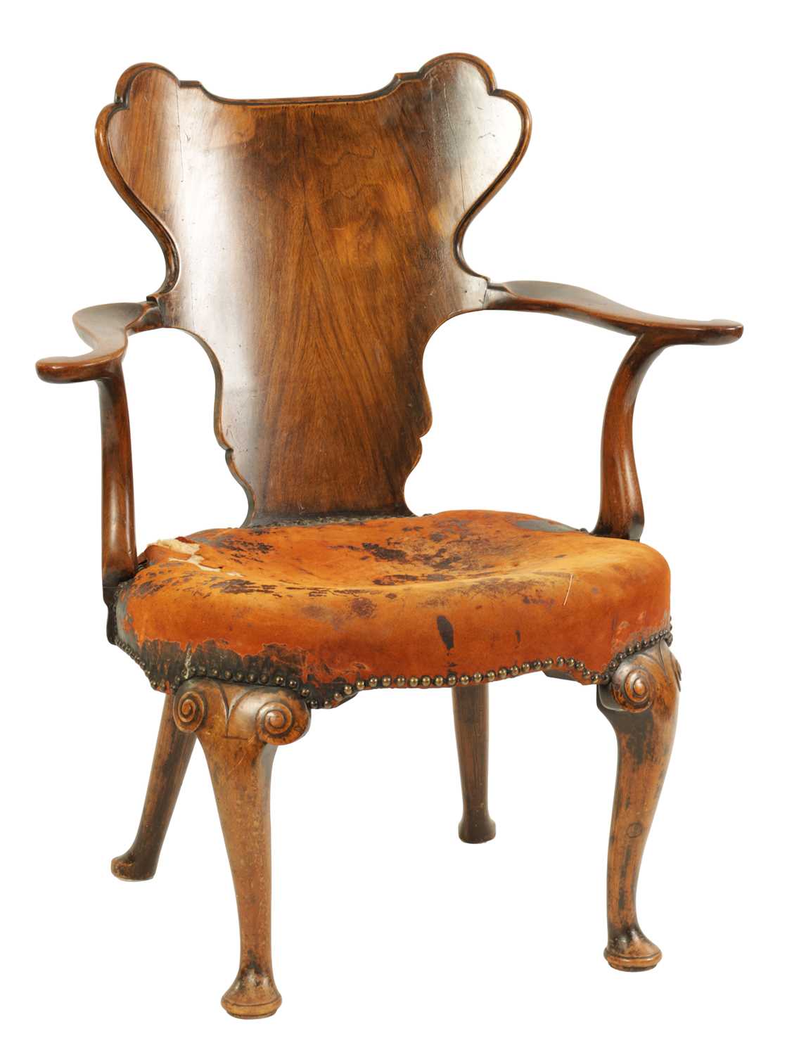 AN EARLY 20TH CENTURY WALNUT OPEN ARMCHAIR IN THE MANER OF GILLOWS
