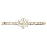 A GOOD PLATINUM AND DIAMOND SET 15 STONE BAR BROOCH