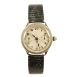 A GENTLEMAN’S 1920’S SILVER CASED SINGLE BUTTON CHRONOGRAPH WRIST WATCH
