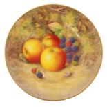 A FRUIT ROYAL WORCESTER GILT EDGED CABINET PLATE PAINTED BY HARRY AYRTON
