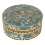 A 19TH CENTURY CHINESE CLOISONNÉ ENAMEL LIDDED CIRCULAR BOX