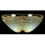 A RENE LALIQUE OPALESCENT GLASS 'COQUILLE' BOWL