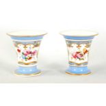 A PAIR OF EARLY 19TH CENTURY SPODE TYPE SPILL VASES