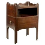 A GEORGE III MAHOGANY BEDSIDE TABLE